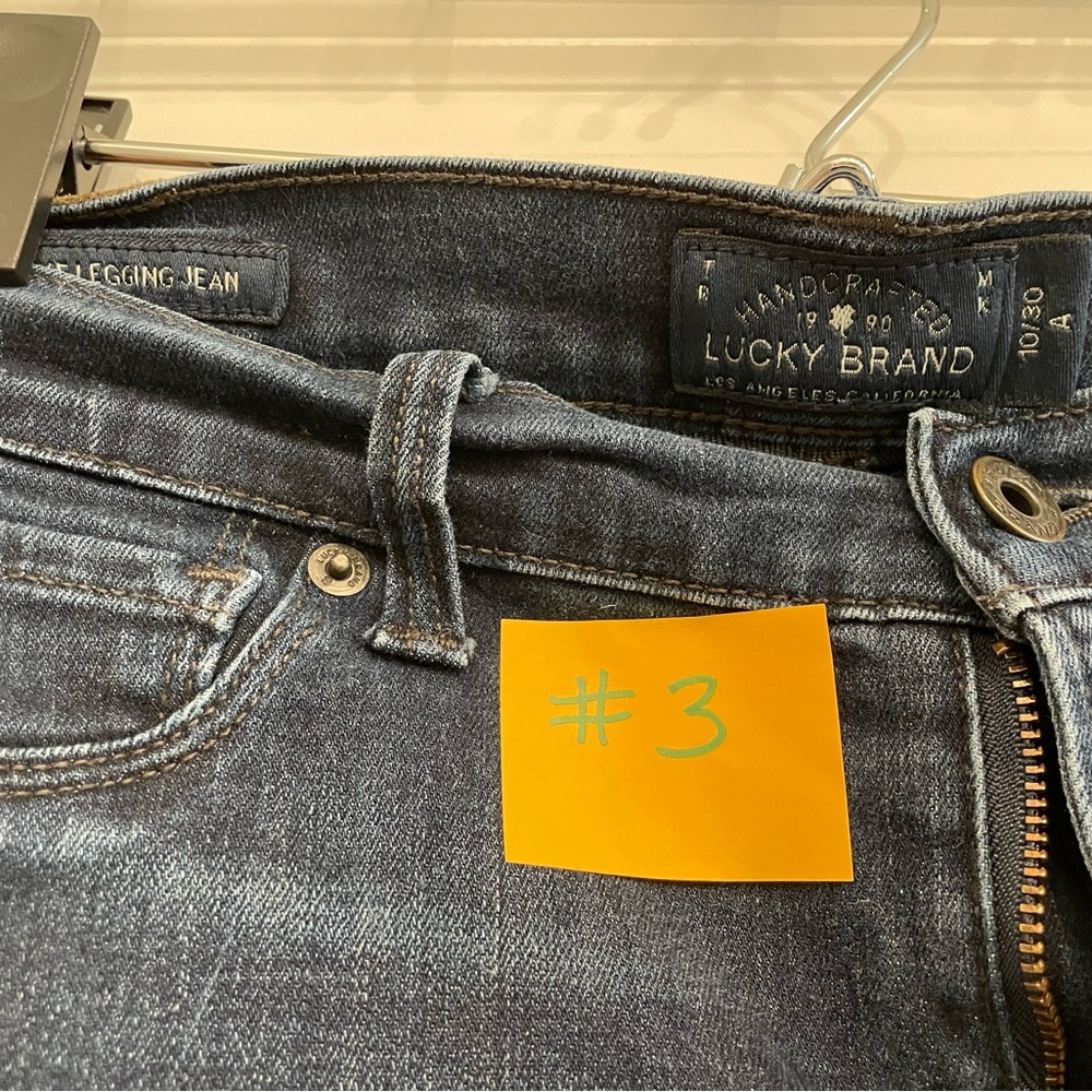 Lucky Brand Jeans. Brooke Leggings. Size 10/30. Dark Denim